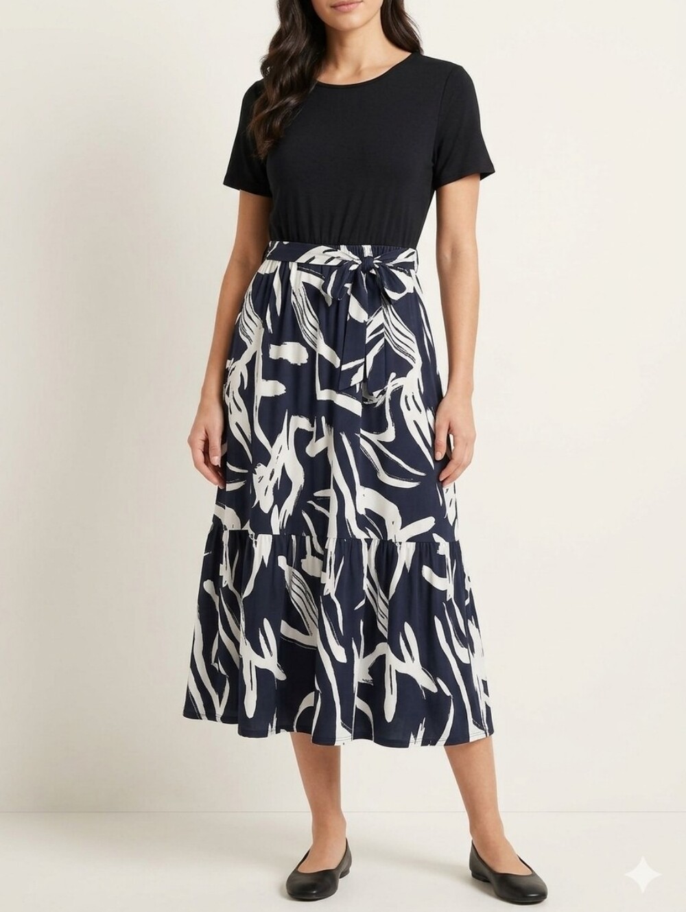 Women's Black and White Printed Tie-Waist Dress, Large